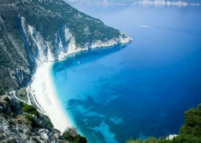 Vakantiehuis Chrisevgeni With Elevator