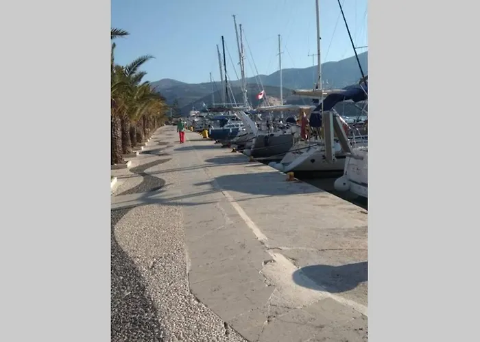 Chrisevgeni With Elevator Vakantiehuis Argostoli (Kefalonia)