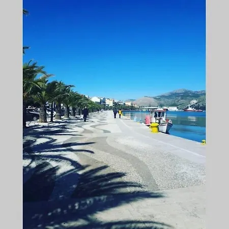 Chrisevgeni With Elevator Argostolion