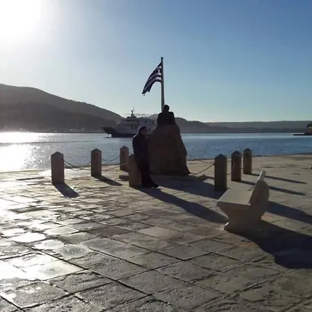 Chrisevgeni With Elevator Tatil Evi Argostolion