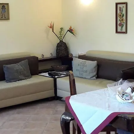 Chrisevgeni With Elevator Tatil Evi