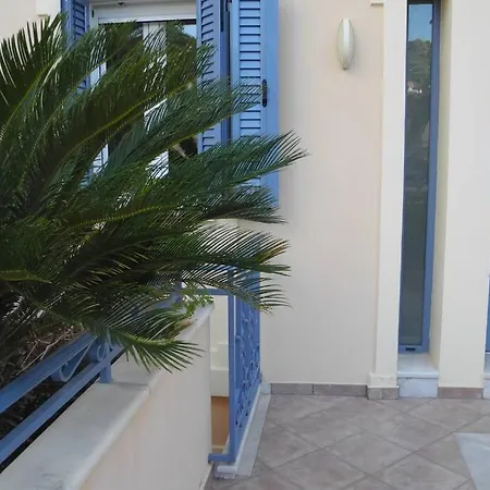 Chrisevgeni With Elevator Nyaraló Argosztóli